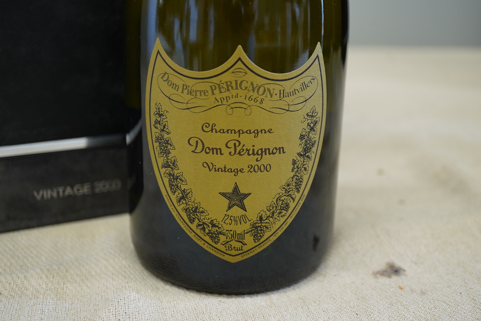 Champagne: Dom Perignon, 2000